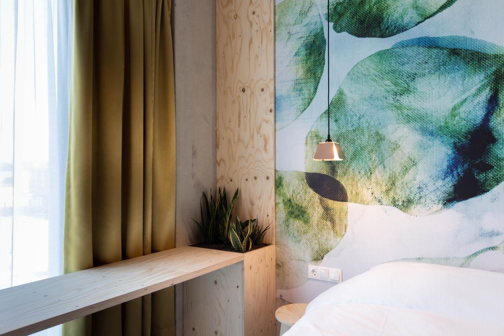 Moloko, Modern Designed Sleep & Shower Hotel In City Center, Digital Key By Sms 恩斯赫德 外观 照片